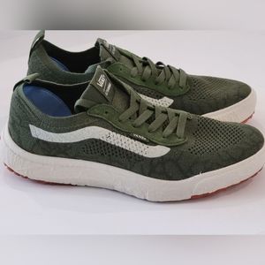 Vans UltraRange VR3 Shoe Size 8 Womens